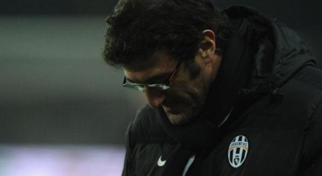 就是造角球, 组首轮