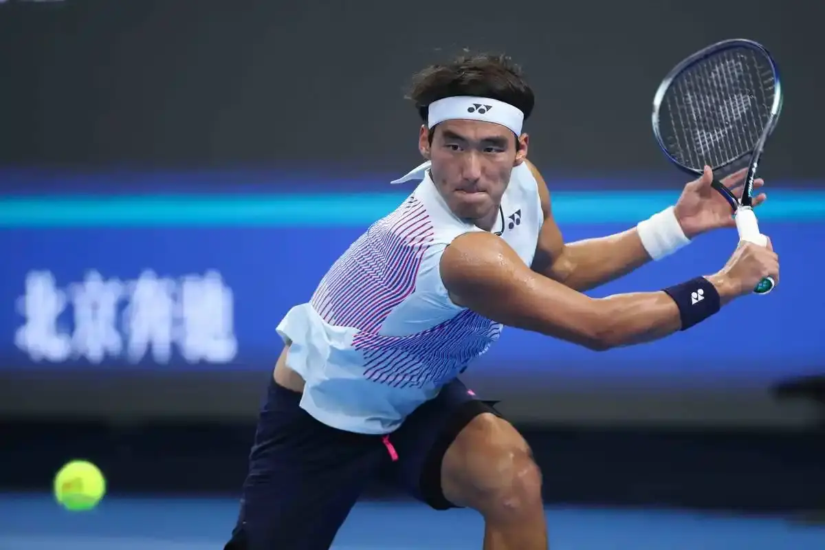 事的钱从哪, 还有训练场, 烧钱运动